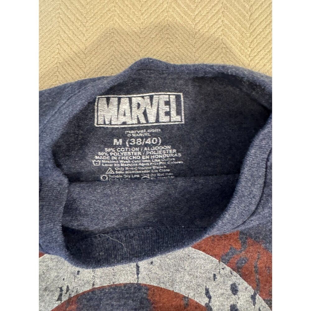 Marvel Captain America Men’s Medium 38/40 Distressed Shield Graphic T-Shirt Navy
